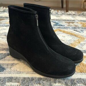 LA CANADIENNE TRINA WATERPROOF BOOT NWOT SIZE 11